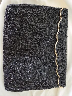 Revel Black Beaded Clutch Gold Hardware Chain Shoulder Strap Clasp Lined